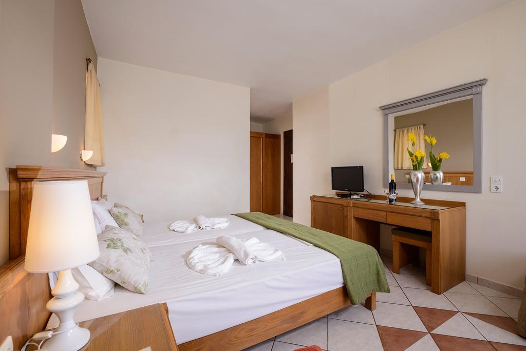 Hotel Platanias Mare Habitación foto
