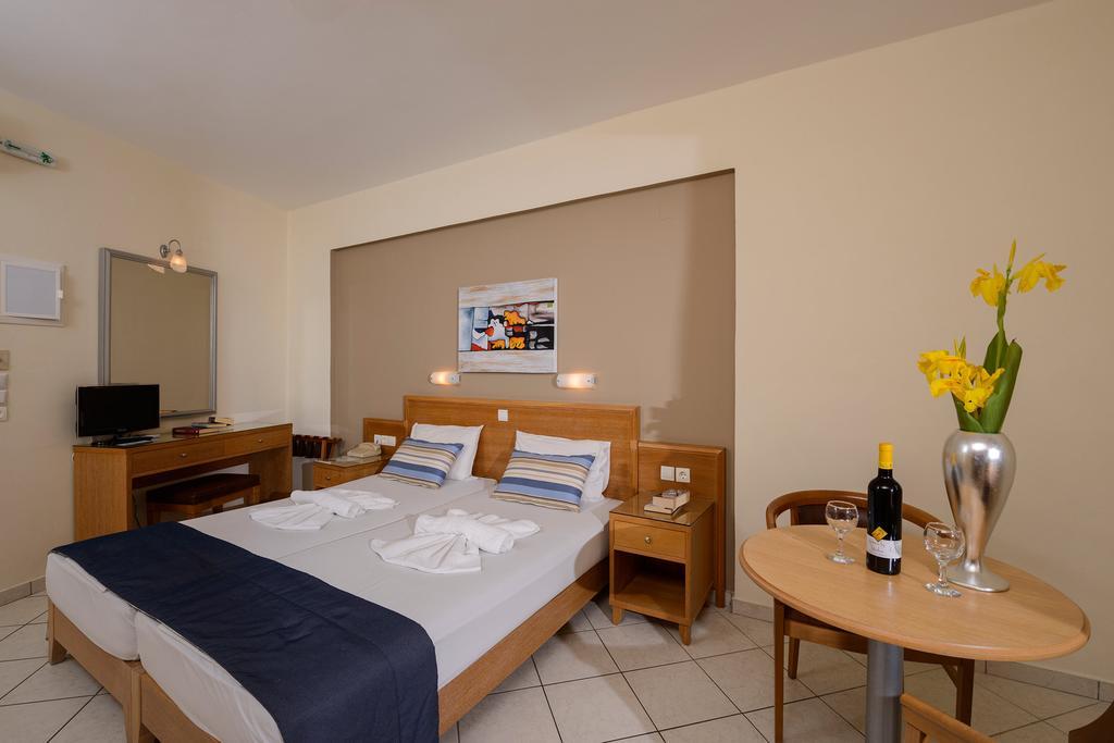 Hotel Platanias Mare Habitación foto